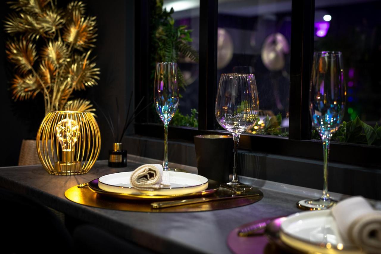 Love Room “La Nuit De Reve” Centre Historique แปร์ปินญอง ภายนอก รูปภาพ